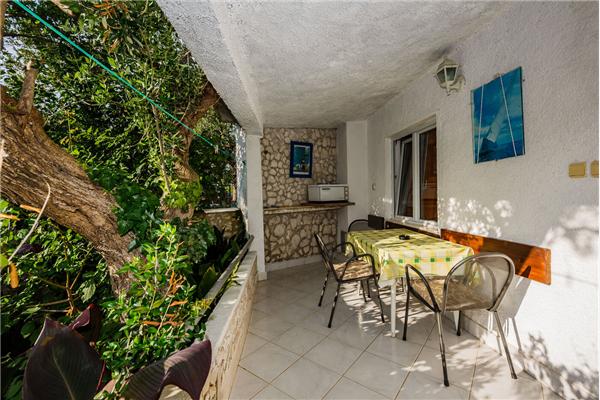 Apartment A4, for 3 persons