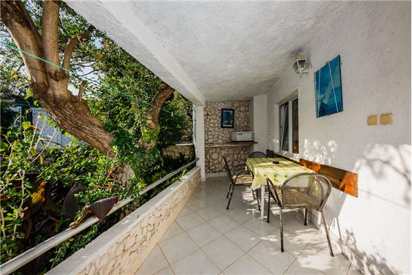 Apartment A4, for 3 persons