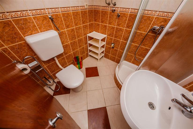 Apartment A4, for 3 persons