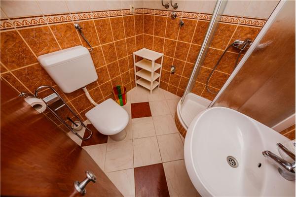 Apartment A4, for 3 persons