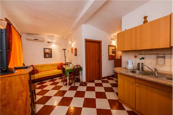 Apartment A4, for 3 persons