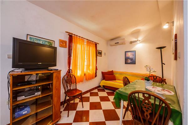 Apartment A4, for 3 persons