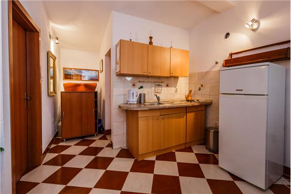 Apartment A4, for 3 persons