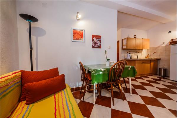 Apartment A4, for 3 persons