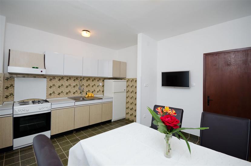 Apartment A2, for 3 persons