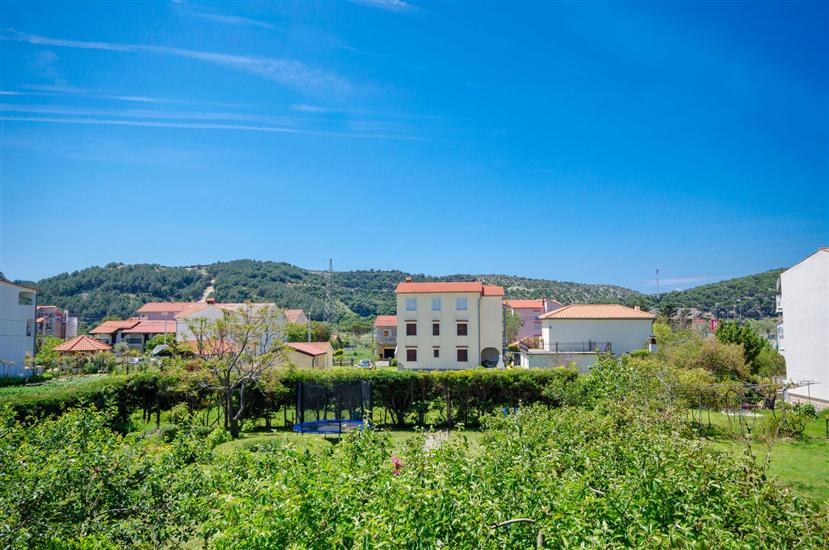 Apartment A1, for 10 persons