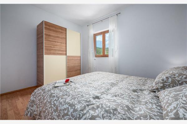 Apartment A1, for 5 persons