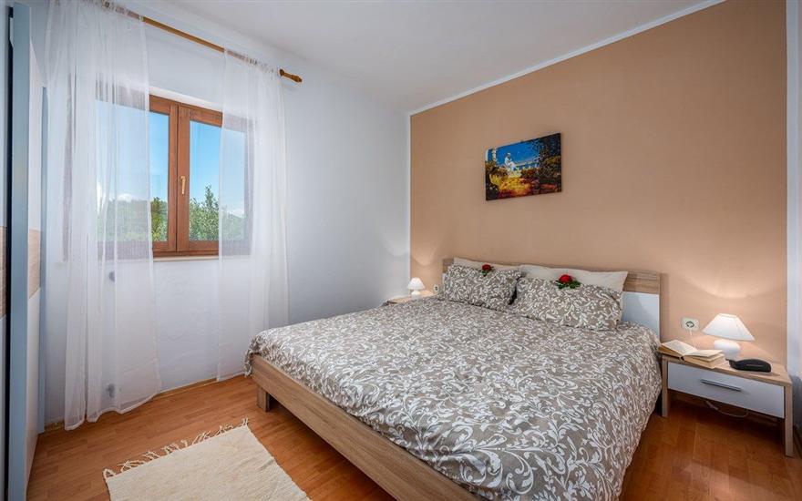 Apartment A4, for 5 persons