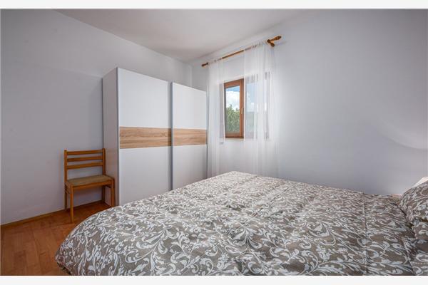 Apartment A4, for 5 persons