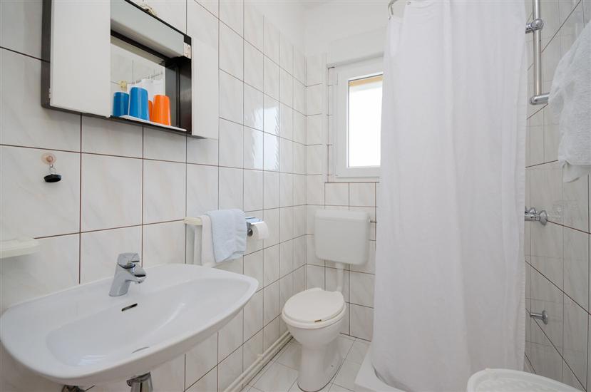 Room S2, for 2 persons