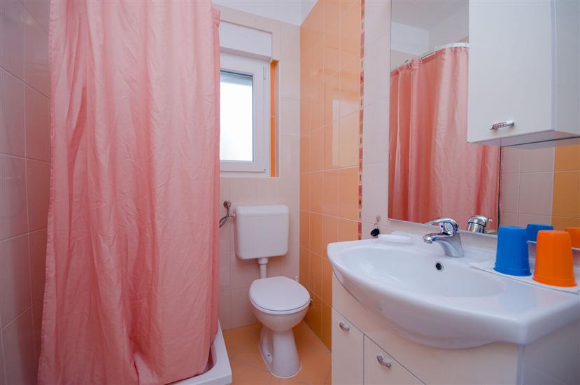 Room S3, for 2 persons