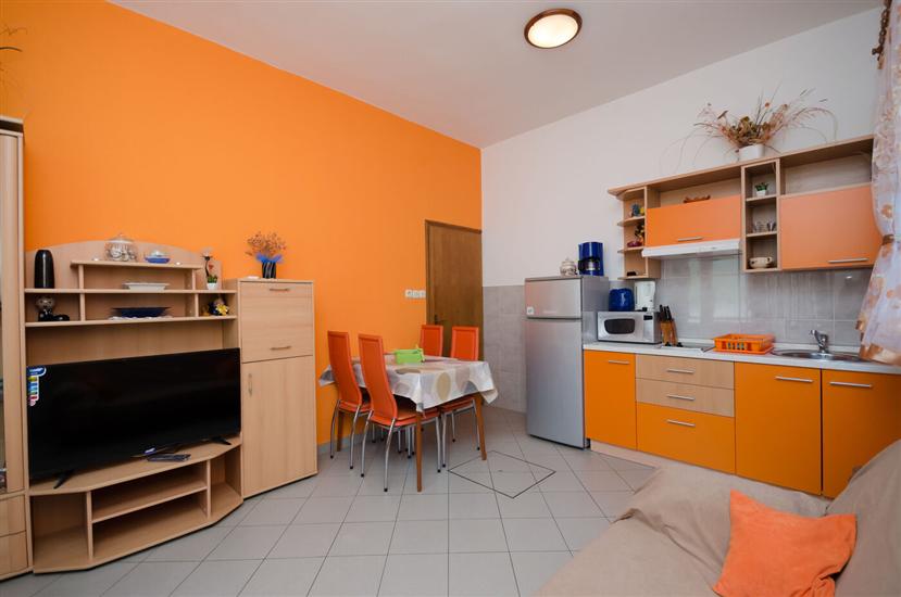 Apartment A1, for 4 persons