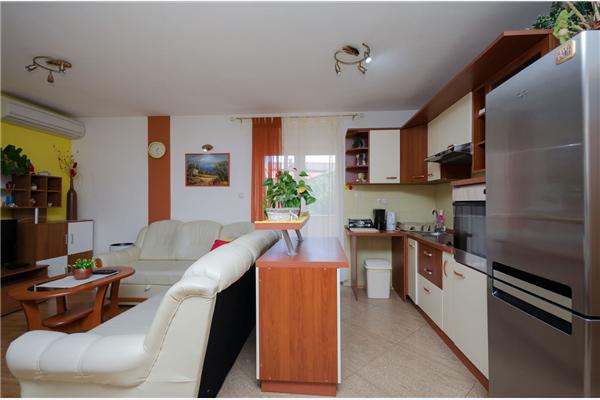 Apartment A4, for 6 persons