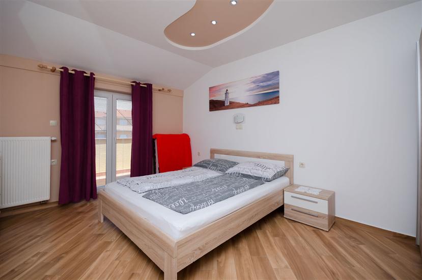 Apartment A5, for 4 persons