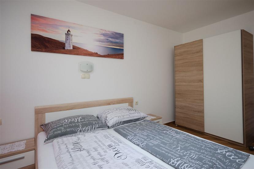 Apartment A5, for 4 persons