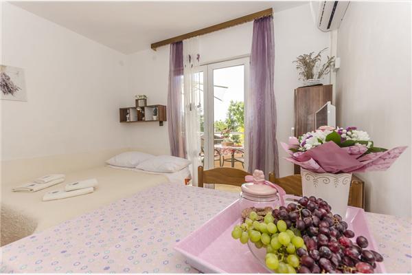 Apartment A1, for 4 persons