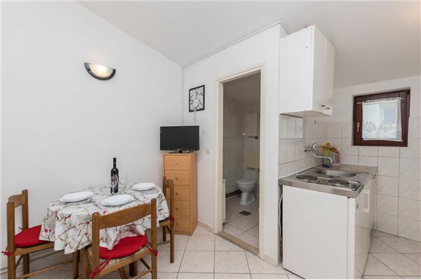 Apartment A1, for 2 persons