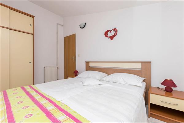 Apartment A1, for 2 persons