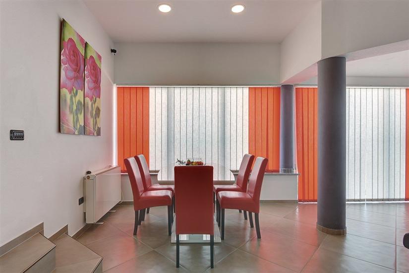 House K1, for 16 persons