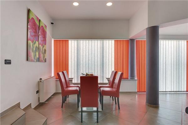 House K1, for 16 persons