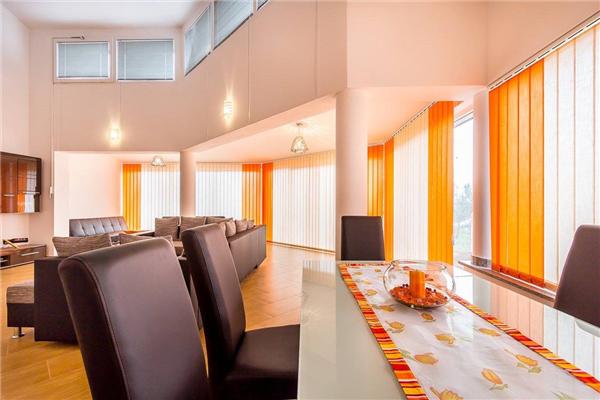 House K1, for 16 persons