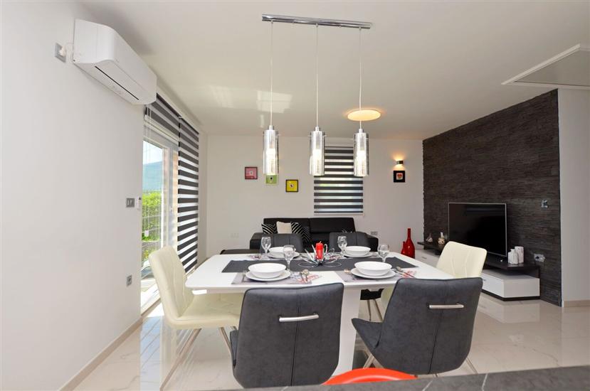 Apartment A2, for 4 persons