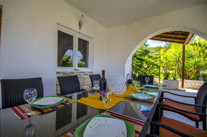 Apartment A1, for 8 persons