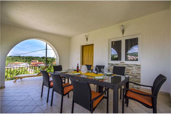 Apartment A1, for 8 persons