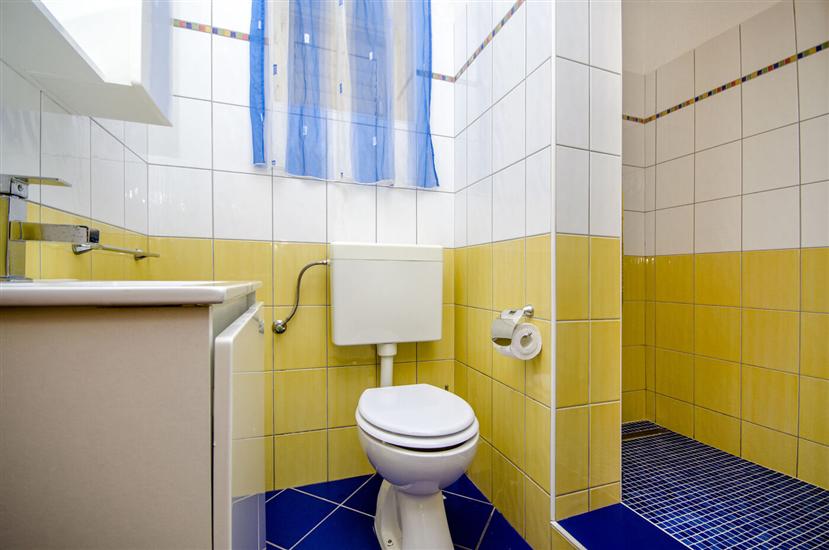 Apartment A1, for 8 persons