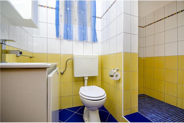 Apartment A1, for 8 persons