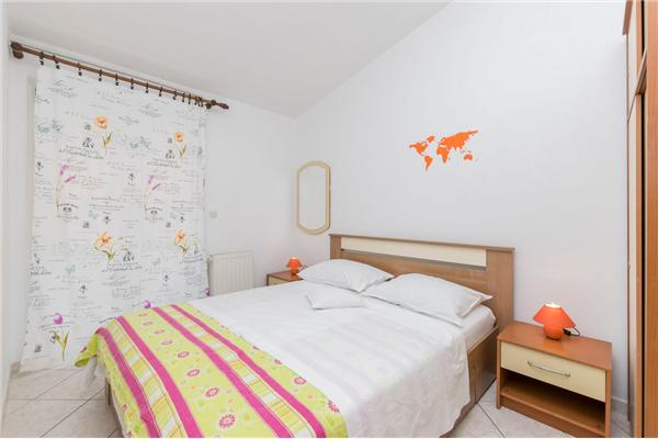 Apartment A2, for 4 persons