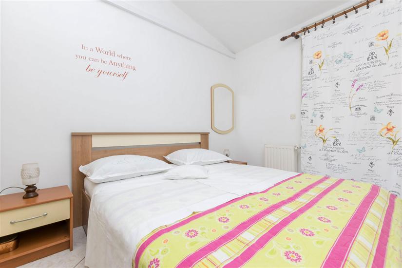 Apartment A2, for 4 persons