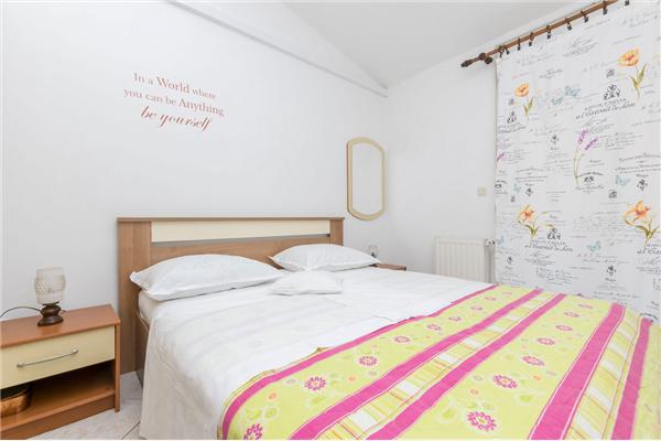 Apartment A2, for 4 persons