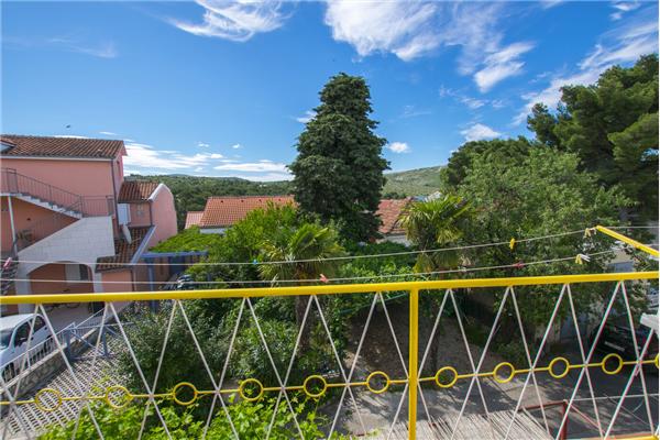 Apartment A2, for 6 persons