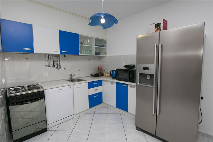 Apartment A2, for 6 persons