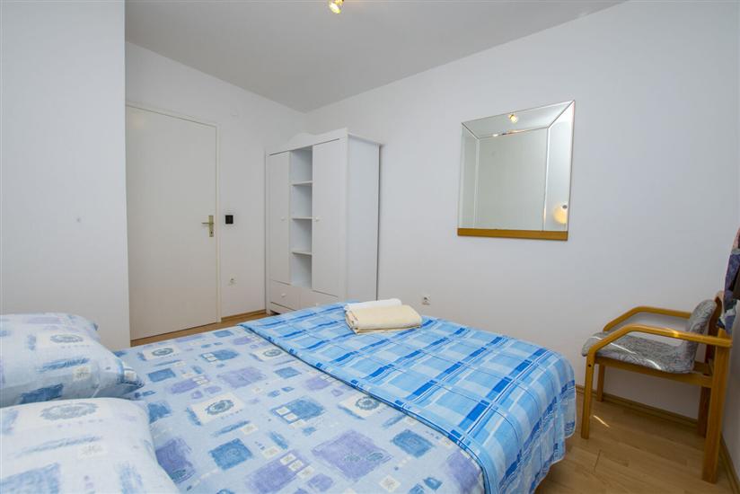 Apartment A2, for 6 persons