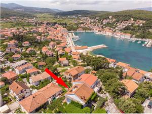 Lägenheter Jelka Jelsa - ön Hvar, Storlek 55,00 m2, Luftavstånd till havet 200 m, Luftavståndet till centrum 400 m