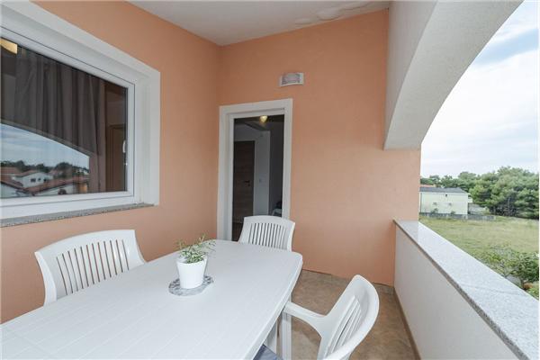 Apartment A6, for 4 persons