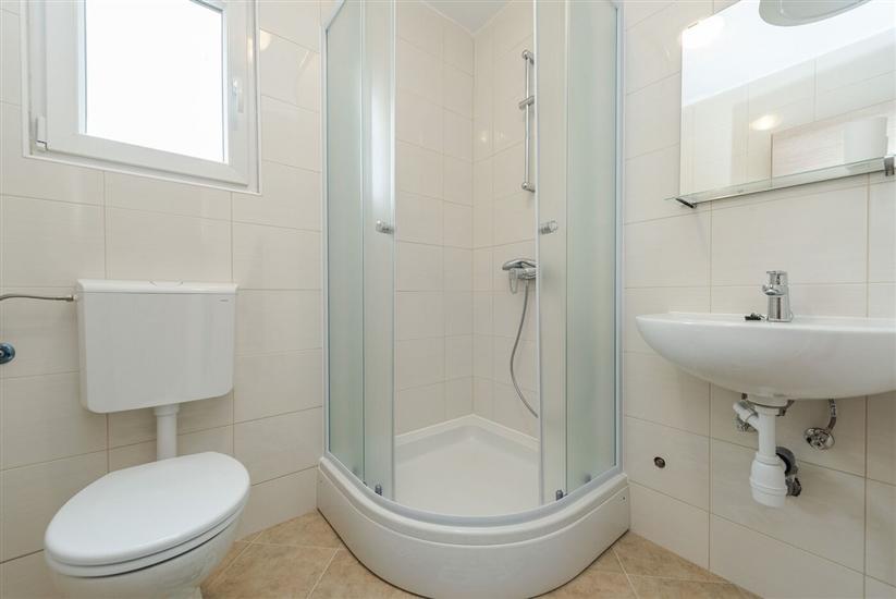 Apartment A6, for 4 persons