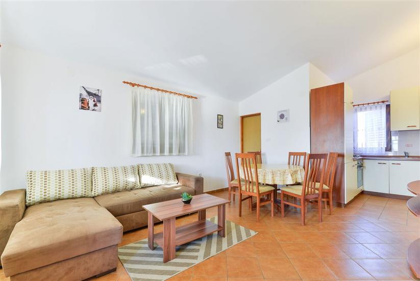Apartment A1, for 6 persons