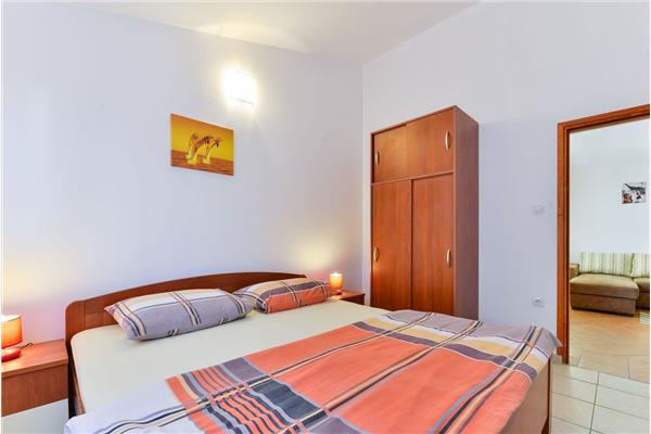 Apartment A1, for 6 persons