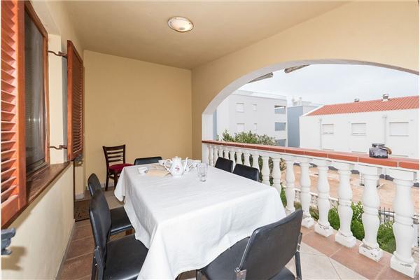 Apartment A1, for 8 persons