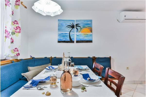 Apartment A1, for 8 persons