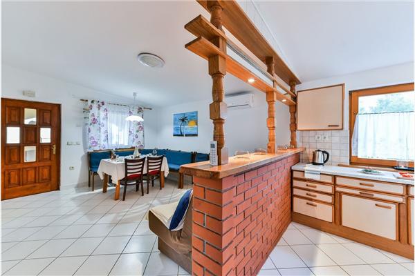 Apartment A1, for 8 persons