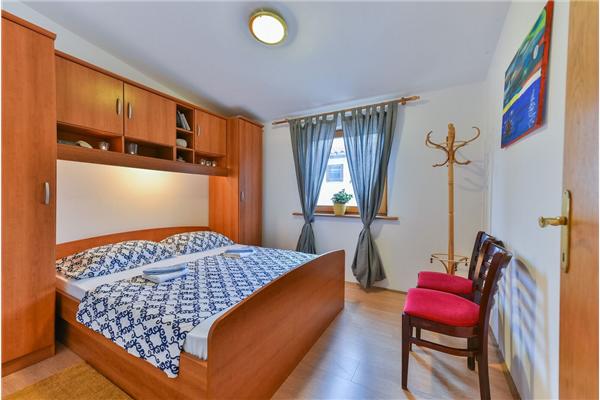 Apartment A1, for 8 persons
