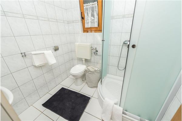 Apartment A1, for 8 persons