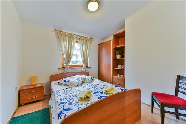Apartment A1, for 8 persons