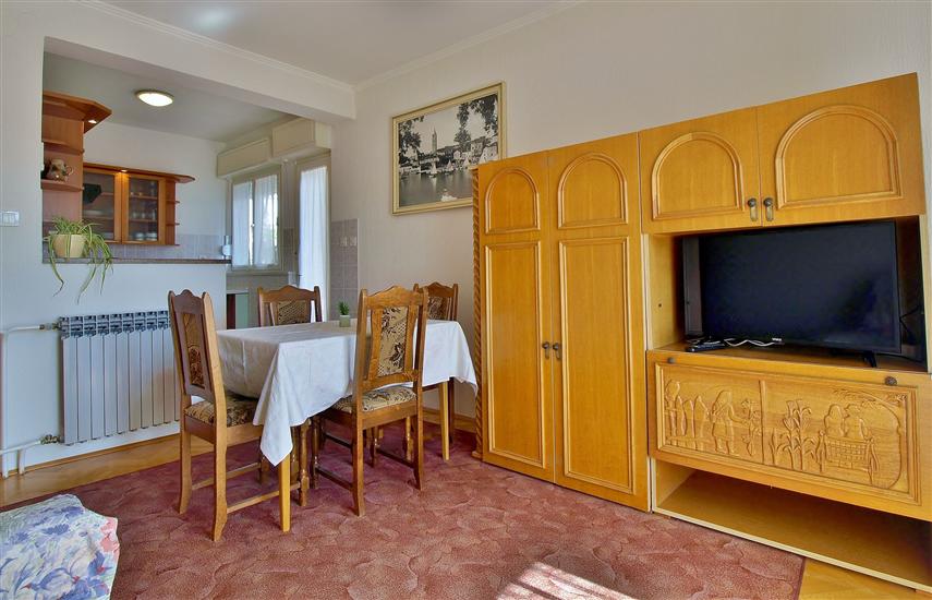 Apartment A2, for 4 persons