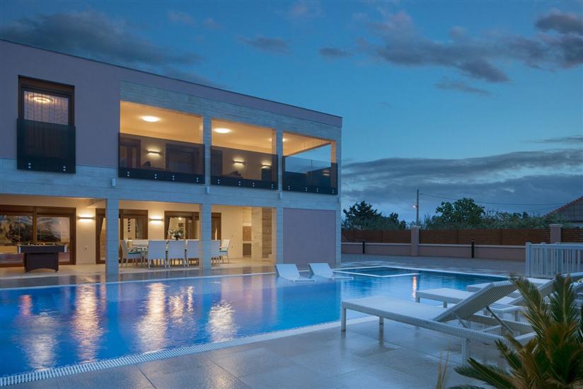 Villa Malibu Eclipse