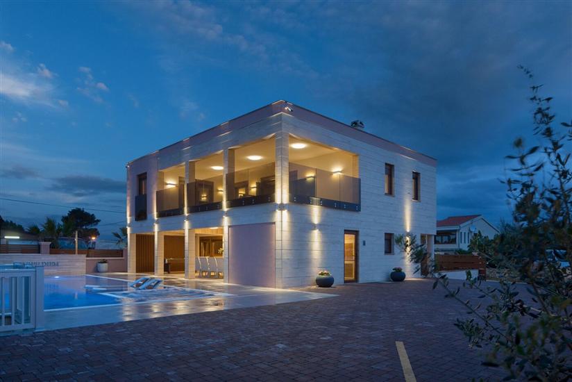 Villa Malibu Eclipse